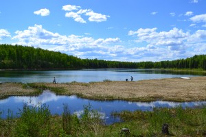 Setting traps at Sunshine Lake